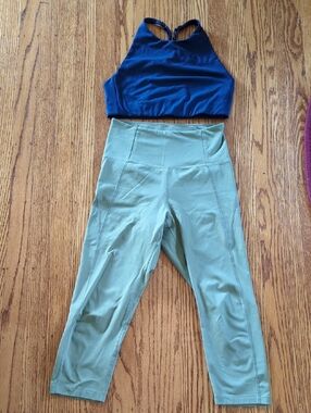 girlfriend collective Sage Green High-Rise Capri Legging And Navy Bra Set